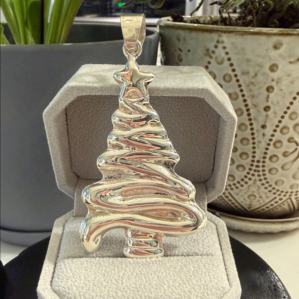 Polished Sterling Silver Ribbon Christmas Tree Pendant